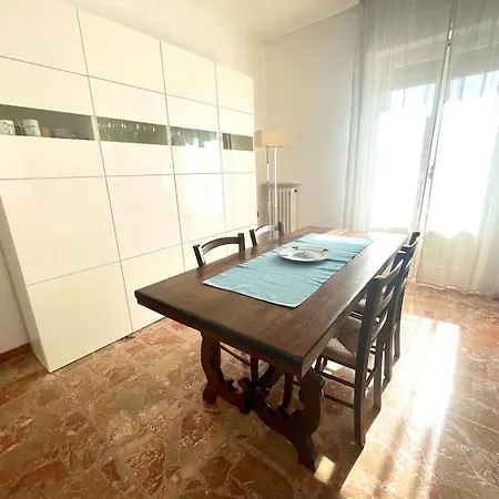 Apartment La Casa Al Mare Di Adelaide Pescara