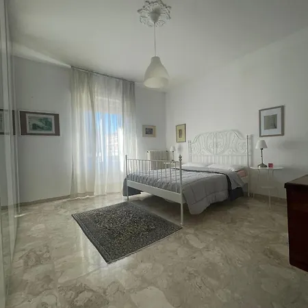 Apartment La Casa Al Mare Di Adelaide *