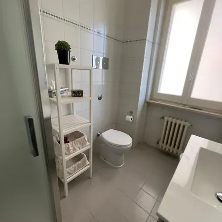 La Casa Al Mare Di Adelaide Apartment *