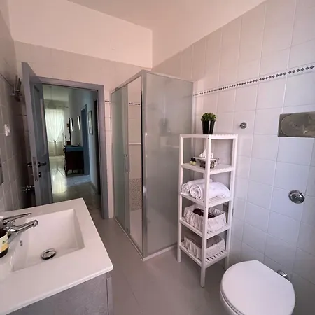La Casa Al Mare Di Adelaide Apartment Pescara