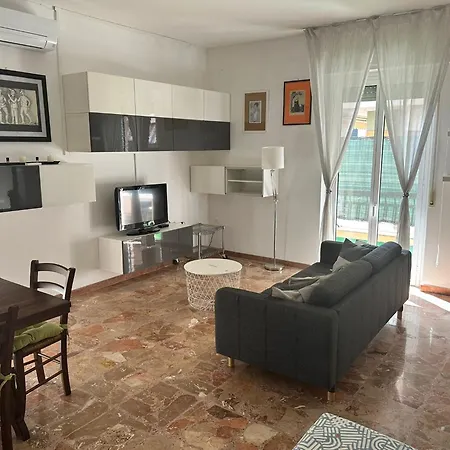 La Casa Al Mare Di Adelaide * ペスカーラ