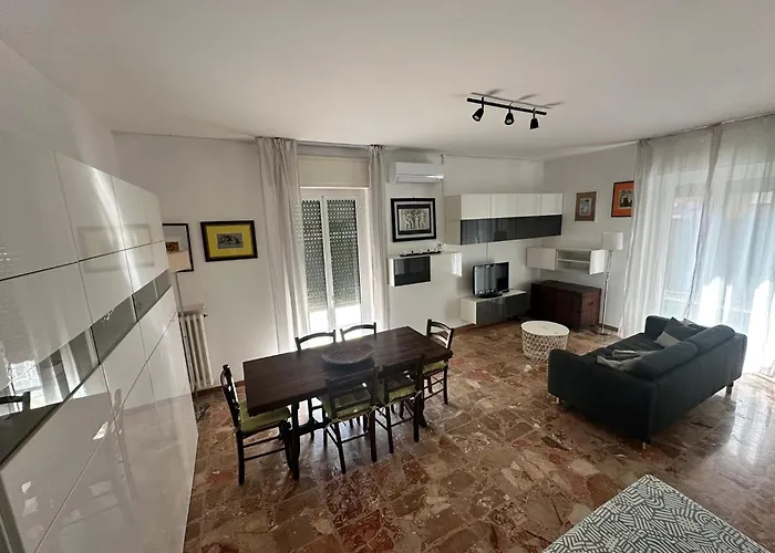 La Casa Al Mare Di Adelaide Apartamento